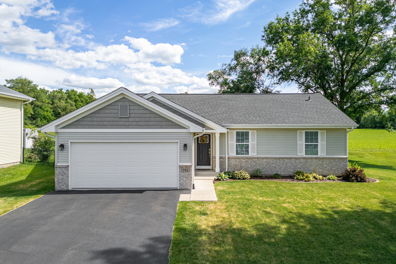 701 Mallard Road, Winnebago, IL