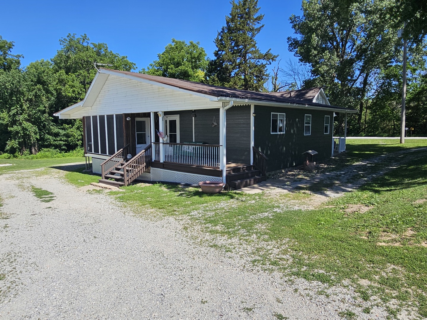 31600 166th Avenue, Illinois City, IL