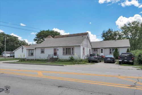 219, 219 1/2 W. Main Street, Braidwood, IL
