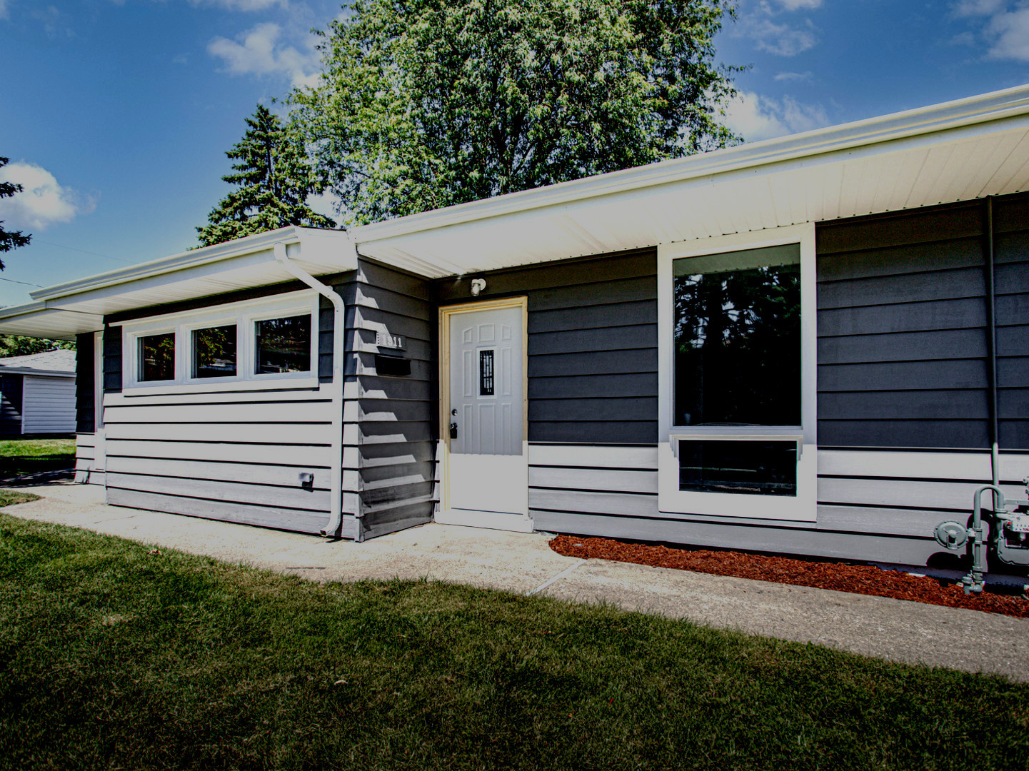 1911 N Hickory Street, Crest Hill, IL