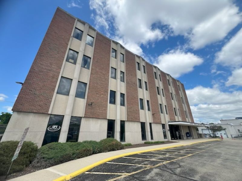 200 E Willow Avenue #203, Wheaton, IL