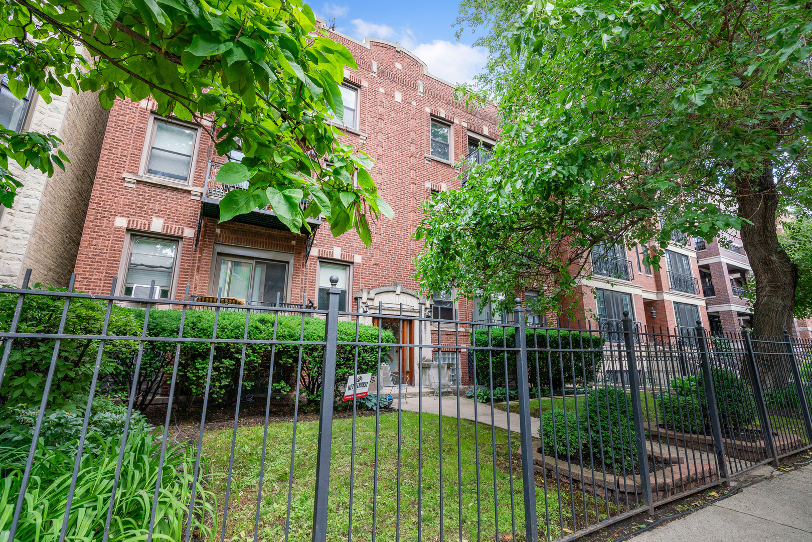 3739 N Wilton Avenue #3S, Chicago, IL