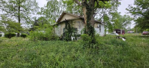 502 E Saint Charles Avenue, Mcleansboro, IL