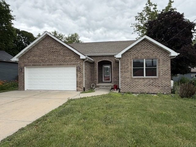 307 W Main Street, Gardner, IL