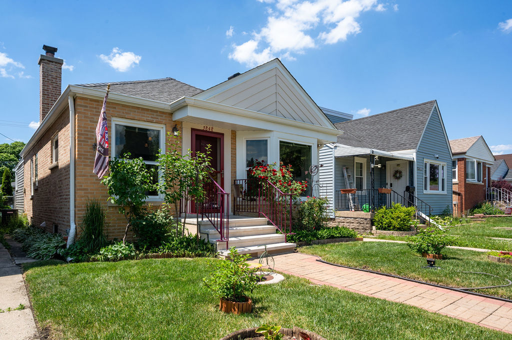 3848 N Plainfield Avenue, Chicago, IL