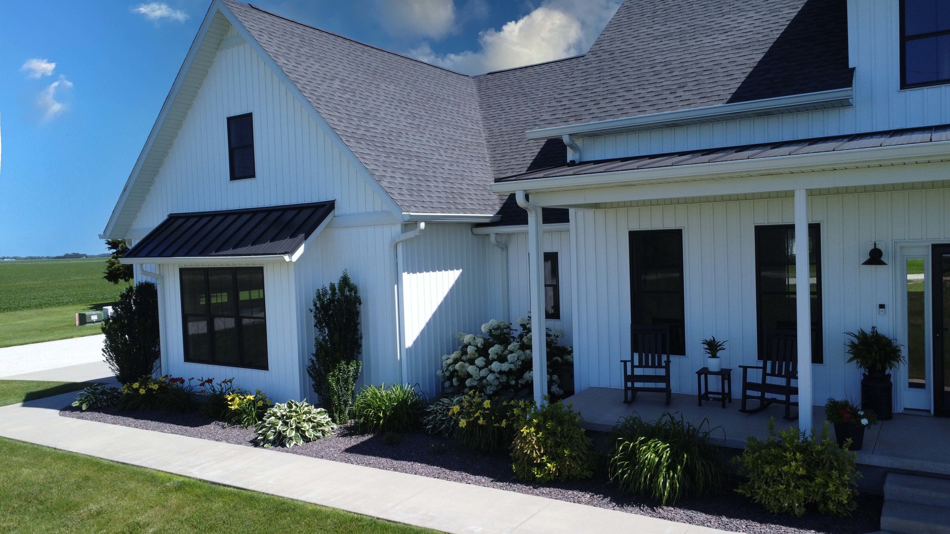 1770 E 1700 North Road, Watseka, IL