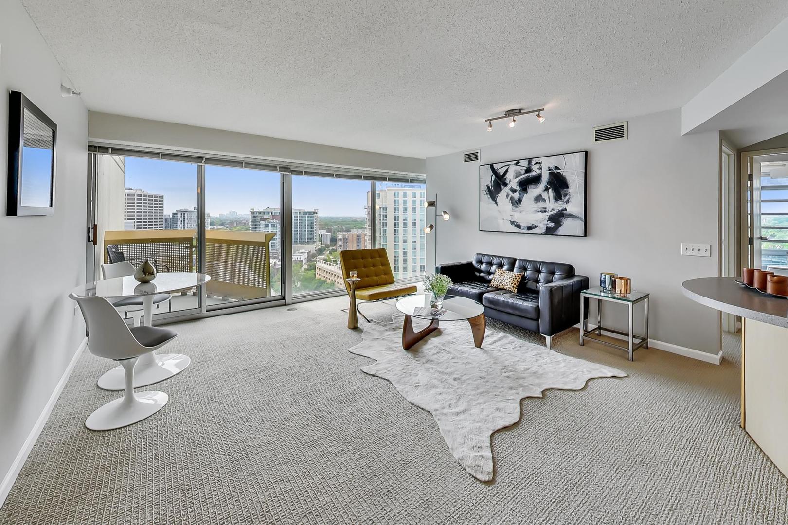 1720 MAPLE Avenue #1570, Evanston, IL