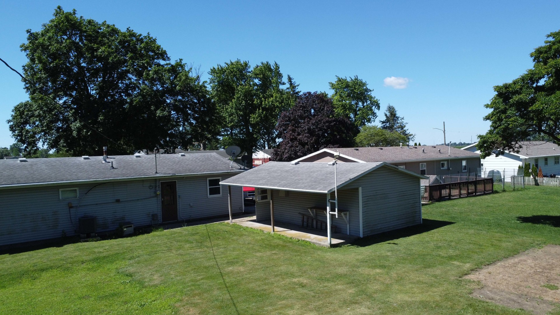 625 W Blue Street, Sheldon, IL